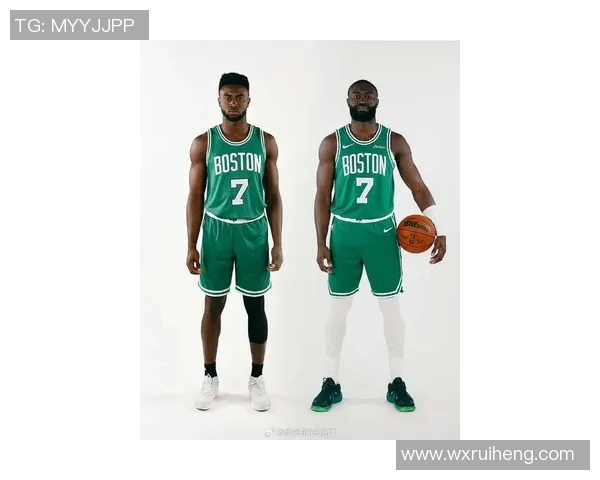 杰伦布朗谈球队成长阶段表示将全力支持队友减轻压力 杰伦布朗谈球队成长阶段表示将全力支持队友减轻压力