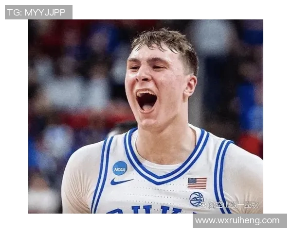 弗拉格18岁单场25分5篮板5助攻成詹姆斯之后首位年轻球员 弗拉格18岁单场25分5篮板5助攻成詹姆斯之后首位年轻球员