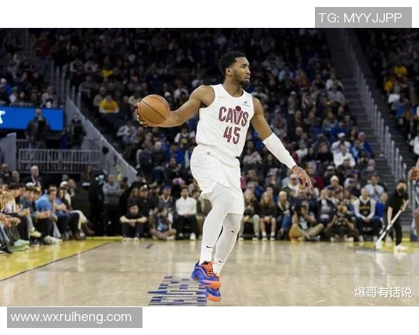 巨星表现！多诺万米切尔全场狂砍37分8篮板6助攻三分命中率高达55