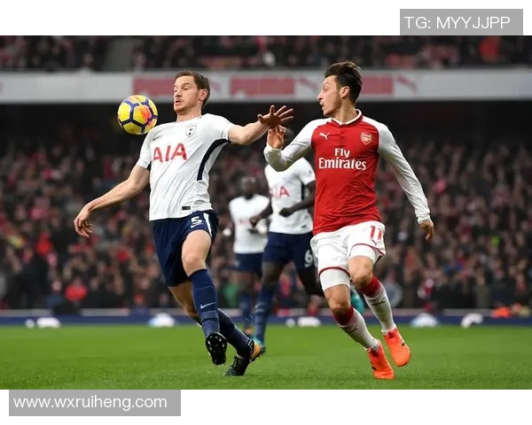 范佩西:注重比赛风格与团队配合自然迎来胜利的信念 范佩西:注重比赛风格与团队配合自然迎来胜利的信念