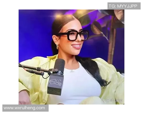 女主持调侃按摩浴缸情趣皮尔斯幽默回应家中无此奢侈品