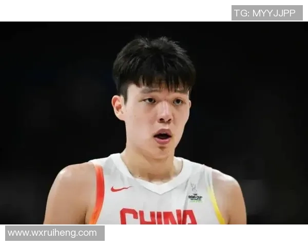 杨瀚森无法解决开拓者进攻困境现阶段他并非球队的最佳选择