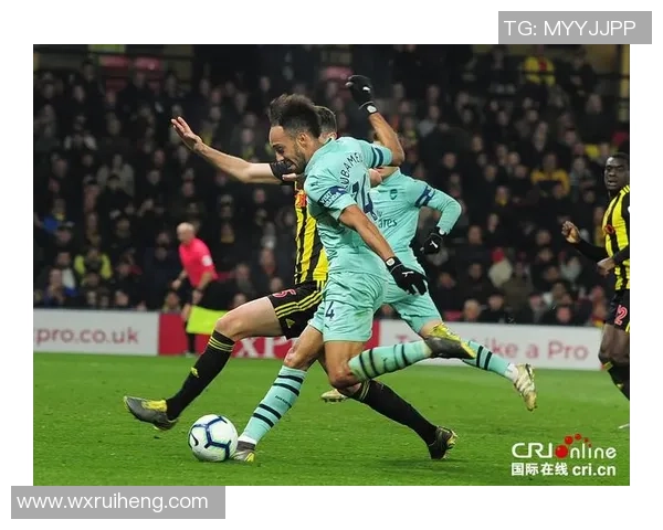 胜利门将失误致命奎尼奥内斯轻松破门上演反击好戏