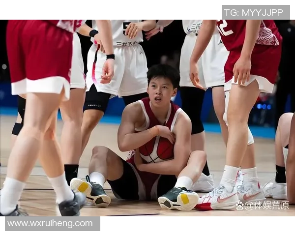 拼尽全力的杰明展现实力末节关键三分助球队逆转胜利