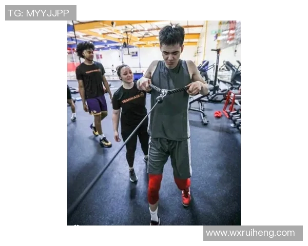 三球未来去向分析快船或拼首轮选秀开拓者互换潜力火箭用老范平衡阵容